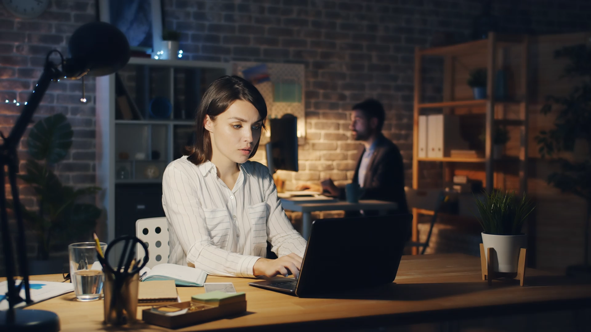 JOIN THE DESKORA LIST